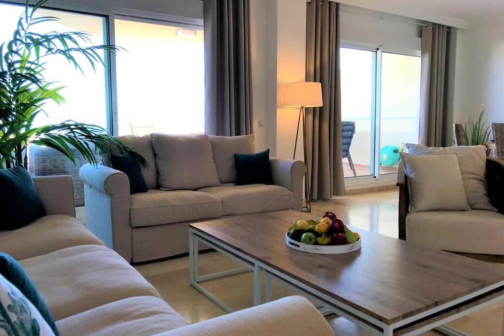 Penthouse Bermuda Beach 2 Естепона Екстер'єр фото