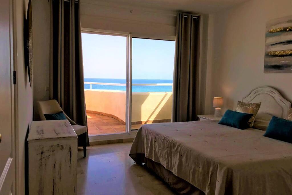 Penthouse Bermuda Beach 2 Естепона Екстер'єр фото